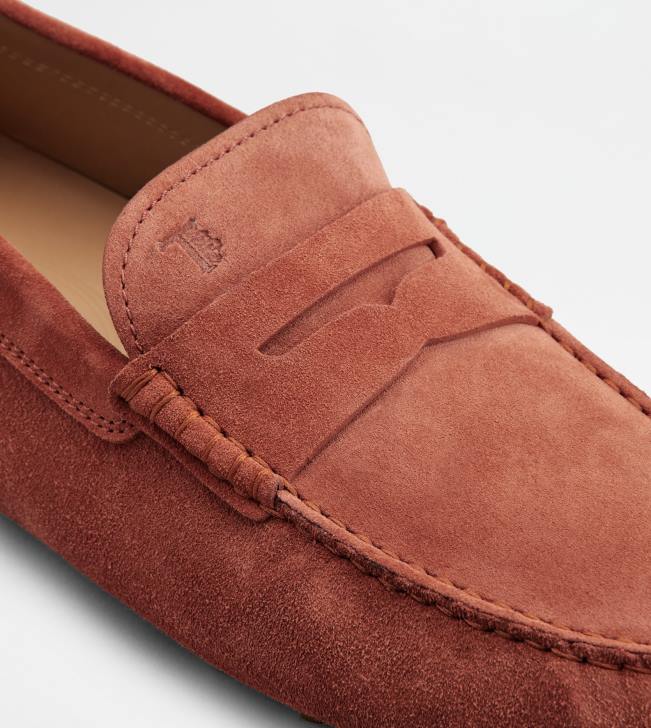 Tod\'s 8NXV712 červená/hnedá muži gommino bublina v semišu