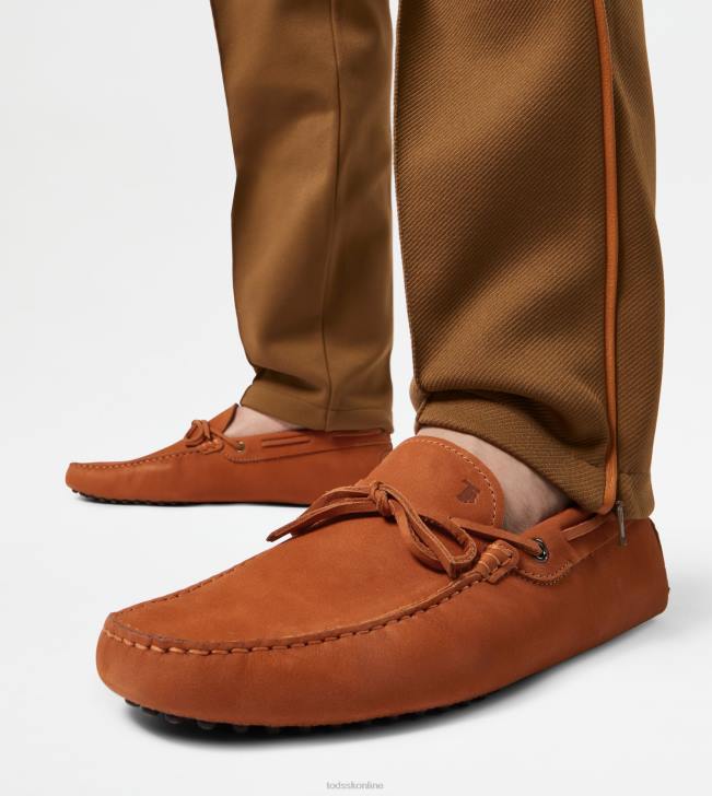 Tod\'s 8NXV743 oranžová muži gommino vodičské topánky z nubuku
