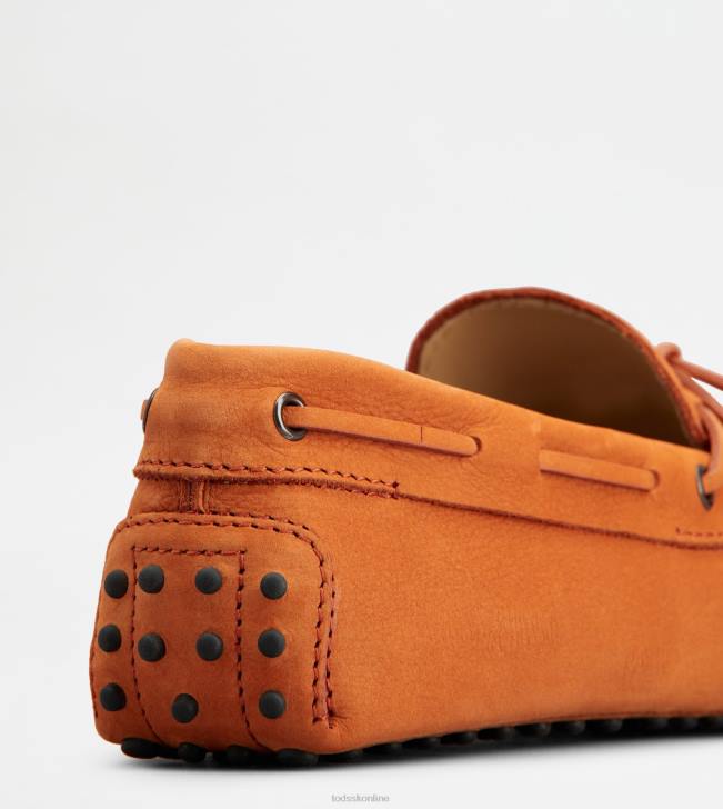 Tod\'s 8NXV743 oranžová muži gommino vodičské topánky z nubuku