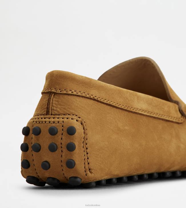 Tod\'s 8NXV763 hnedá muži gommino vodičské topánky z nubuku