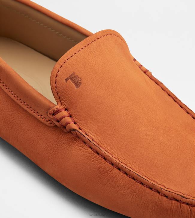 Tod\'s 8NXV765 oranžová muži gommino vodičské topánky z nubuku