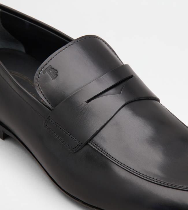 Tod\'s 8NXV659 čierna muži mokasíny v koži