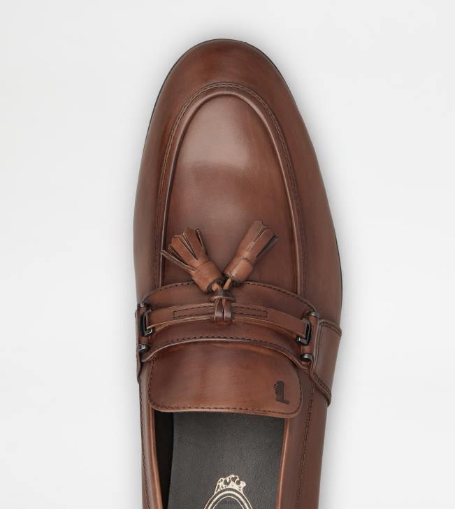 Tod\'s 8NXV684 hnedá muži mokasíny v koži so strapcami
