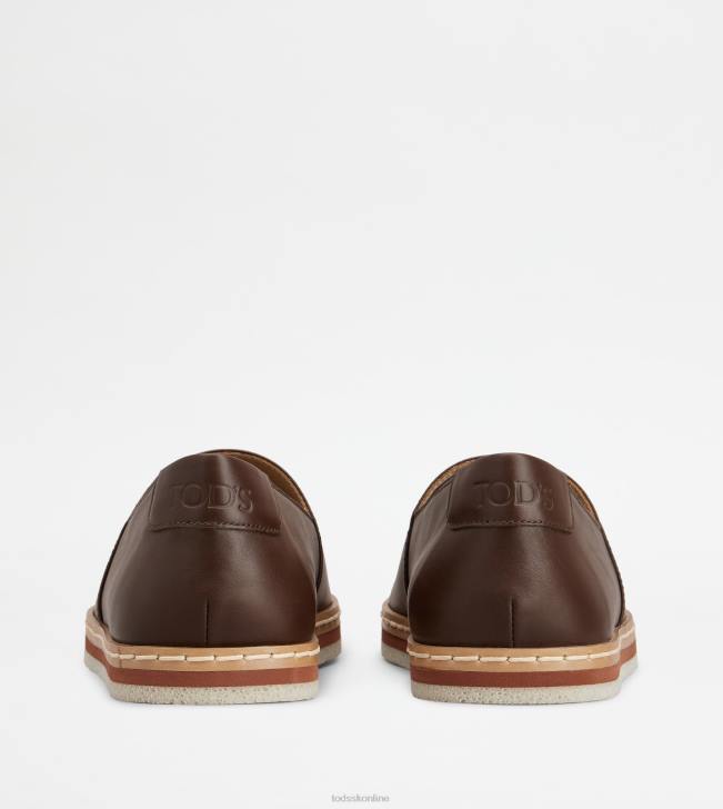 Tod\'s 8NXV896 hnedá muži návleky v koži