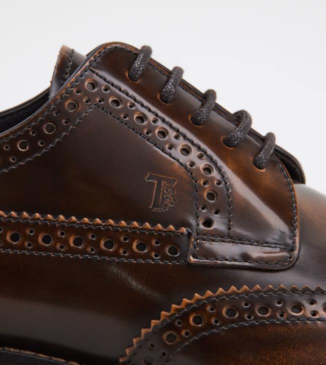Tod\'s 8NXV824 hnedá muži šnurovačky z kože