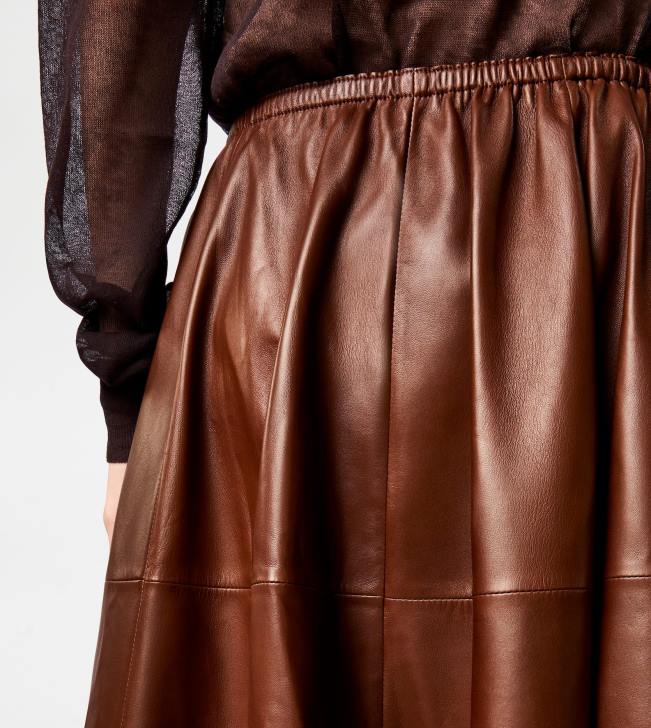 Tod\'s 8NXV571 hnedá ženy rozšírená kožená sukňa