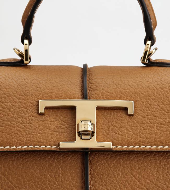 Tod\'s 8NXV373 hnedá ženy t nadčasová kabelka v koženej mini