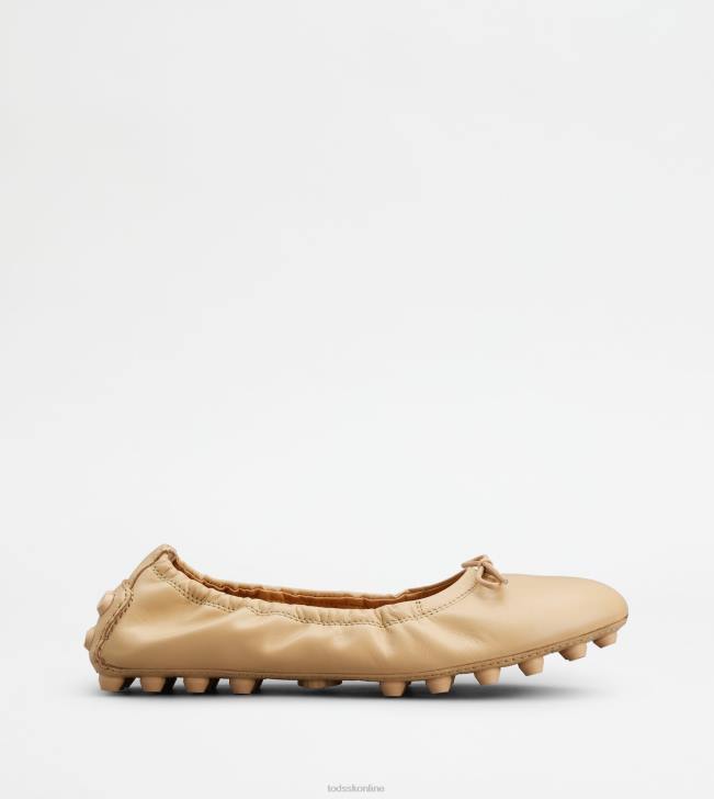 Tod's 8NXV185 béžová ženy bublinkové balerínky v koži