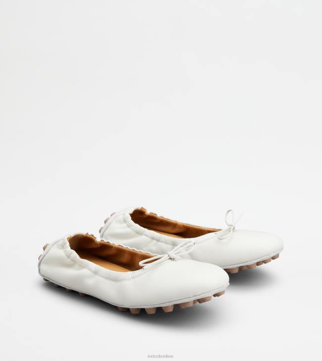 Tod\'s 8NXV190 biela/hnedá ženy bublinkové balerínky v koži