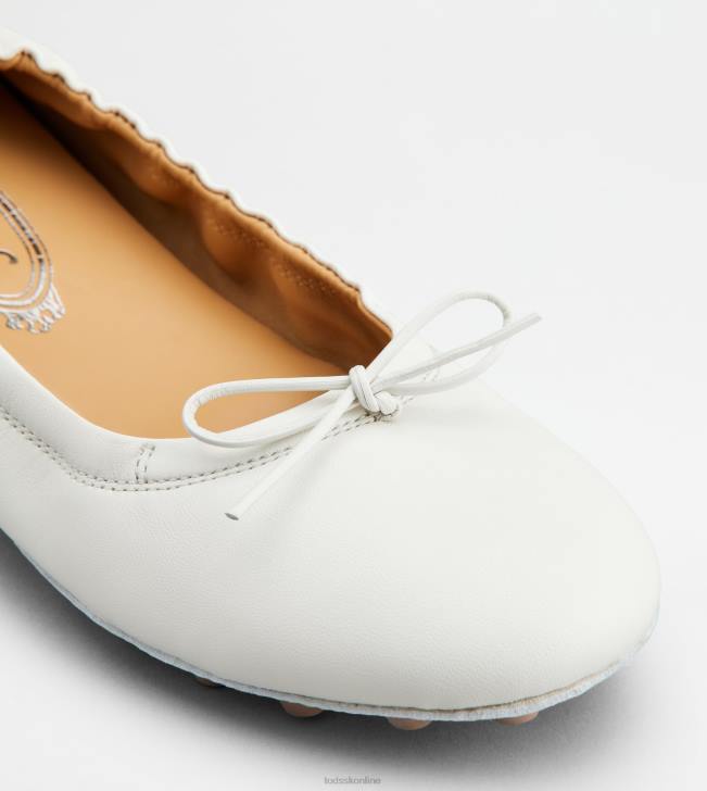 Tod\'s 8NXV190 biela/hnedá ženy bublinkové balerínky v koži