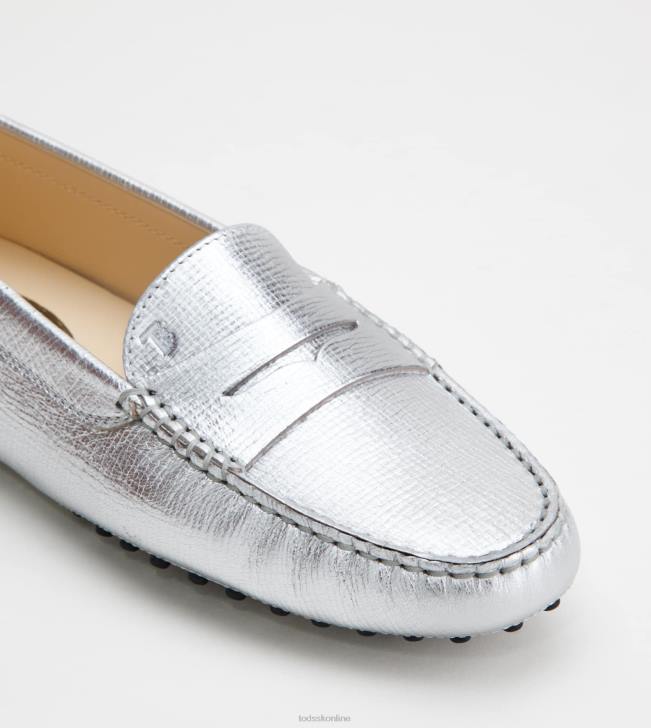 Tod\'s 8NXV106 striebro ženy gommino vodičské topánky v koži
