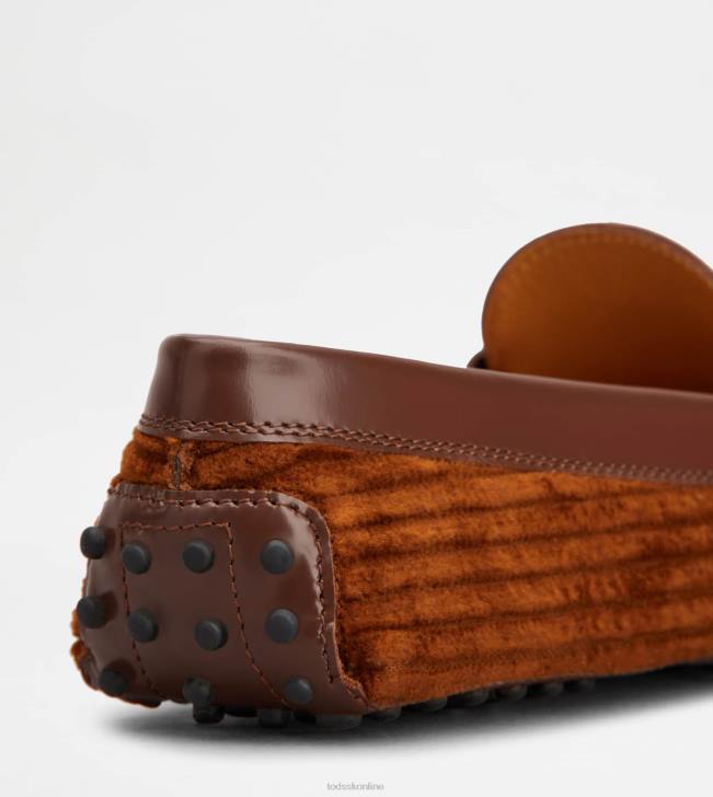 Tod\'s 8NXV80 hnedá ženy t nadčasové gommino topánky z kože a zamatu