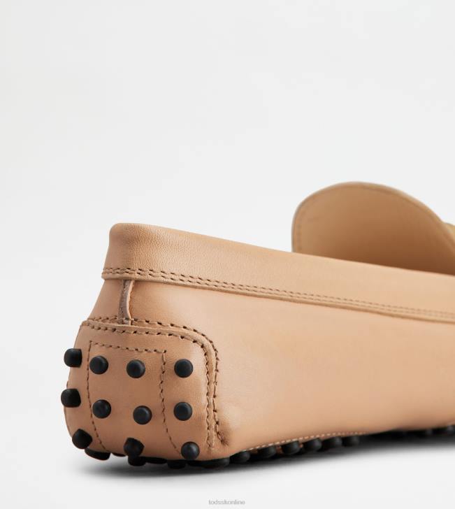 Tod\'s 8NXV92 Ružová ženy vodičské topánky kate gommino v koži