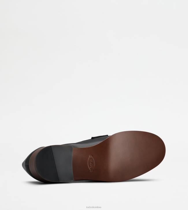Tod\'s 8NXV14 čierna ženy mokasíny v koži so strapcami