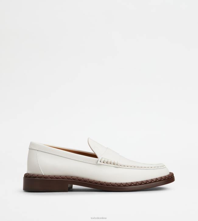 Tod's 8NXV33 biely ženy mokasíny z kože s tkaným lemom