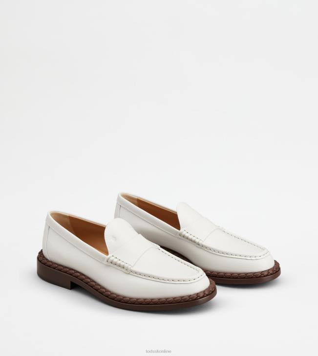 Tod\'s 8NXV33 biely ženy mokasíny z kože s tkaným lemom
