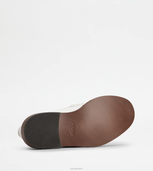 Tod\'s 8NXV33 biely ženy mokasíny z kože s tkaným lemom