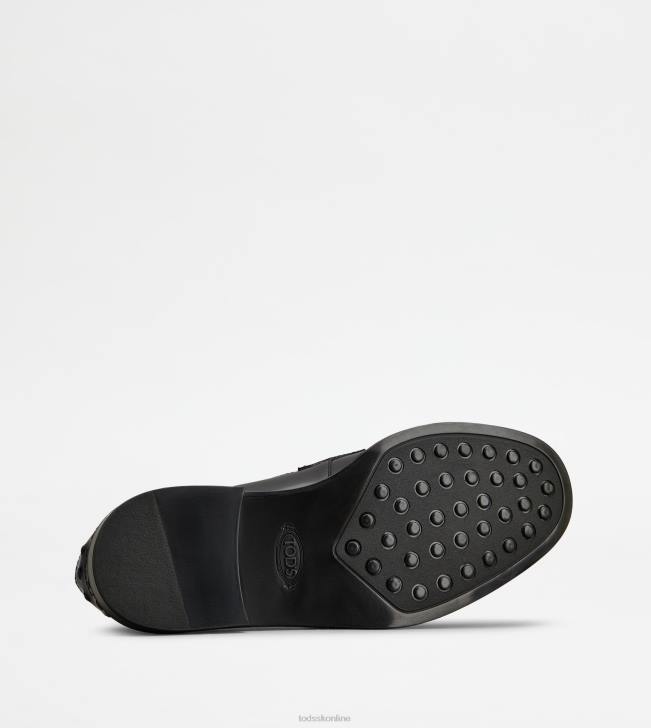 Tod\'s 8NXV42 čierna ženy mokasíny z kože so strapcami