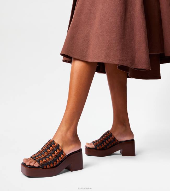 Tod\'s 8NXV224 čierna/hnedá ženy platforma mules z látky s podpätkom