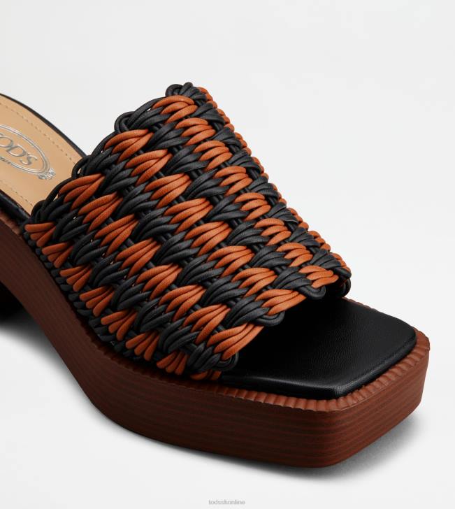 Tod\'s 8NXV224 čierna/hnedá ženy platforma mules z látky s podpätkom